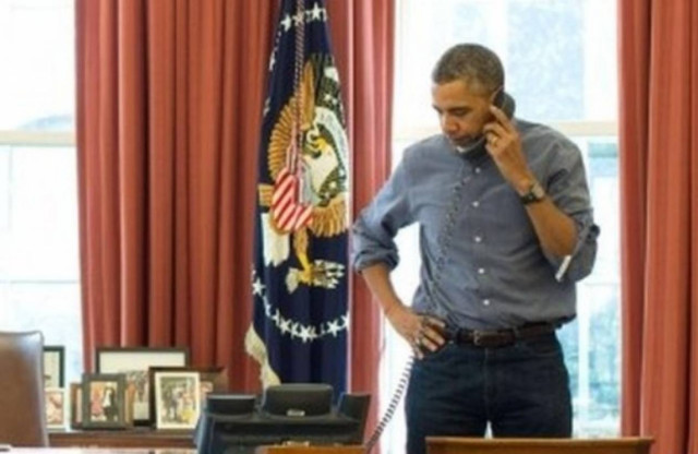 Ukraine crisis: Obama urges Putin to pull troops back