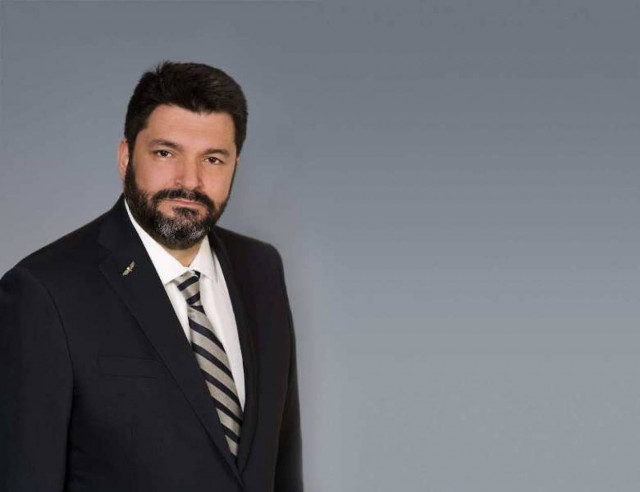 Το ΠΑΣΟΚ καταδικάζει την επίθεση στο γραφείο του Κρανιδιώτη