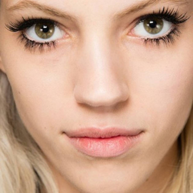 6 tips για να φορέσετε σωστά τις ψεύτικες βλεφαρίδες!