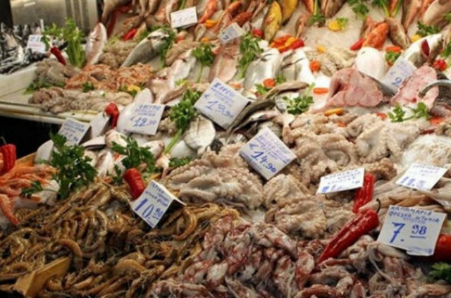 Ανοίγει το βράδυ η ψαραγορά