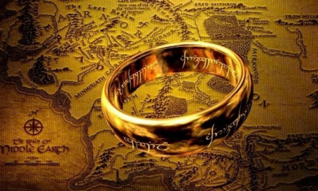 Έφτιαξε την πόλη του Άρχοντα των Δαχτυλιδιών με… σπίρτα!