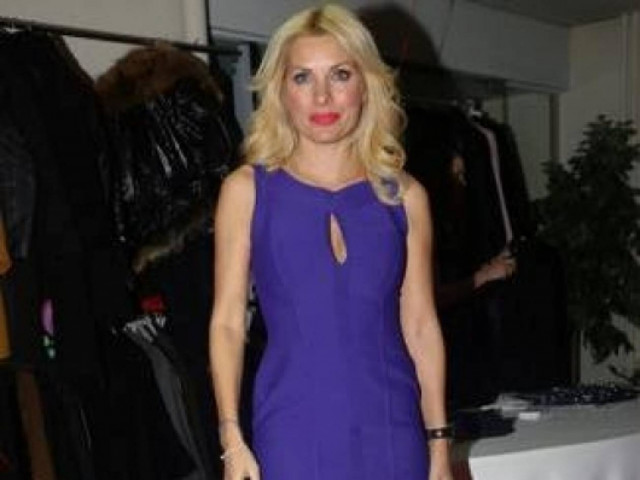 Πόσο κοστίζει η τσάντα της Ελένης Μενεγάκη; Πόσο;