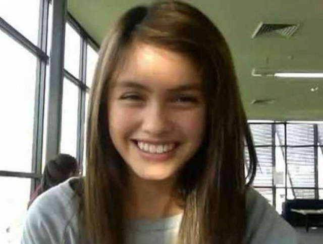 Δείτε το ασυνήθιστο ταλέντο της κοπέλας! (βίντεο)