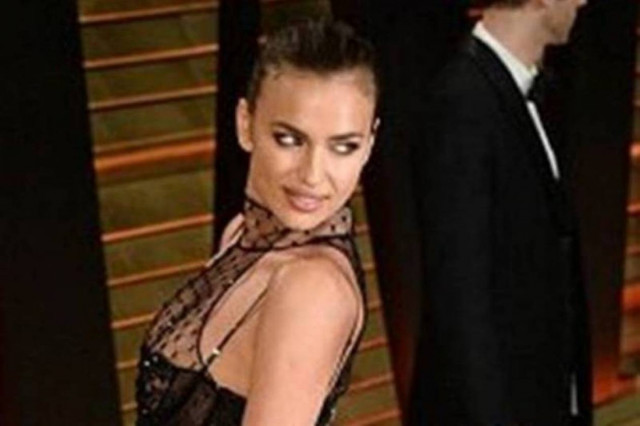 Ιρίνα Σάικ: Sexy back... στα Όσκαρ (photos+videos)