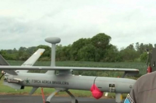 Μουντιάλ Βραζιλίας: Αεροπλάνα «κηφήνες» στους ουρανούς! (videο)