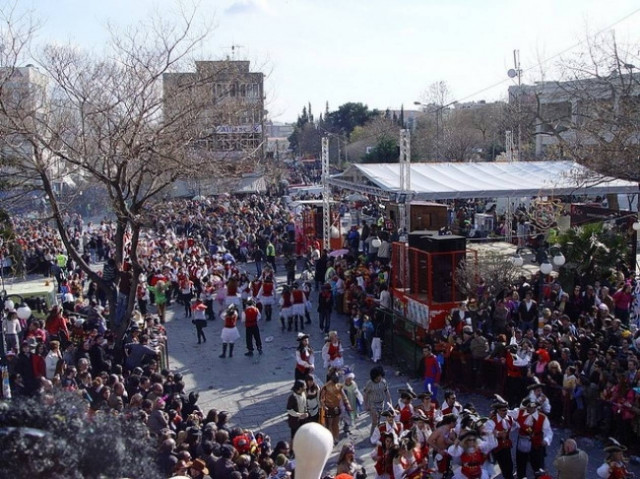 Μεταμφιέστηκε, μέθυσε και έπεσε στο… ποτάμι!