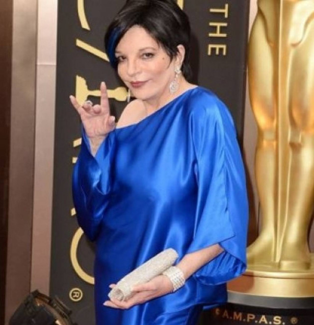 Όσκαρ 2014: Όταν η Ellen DeGeneres ξέχασε τους τρόπους της