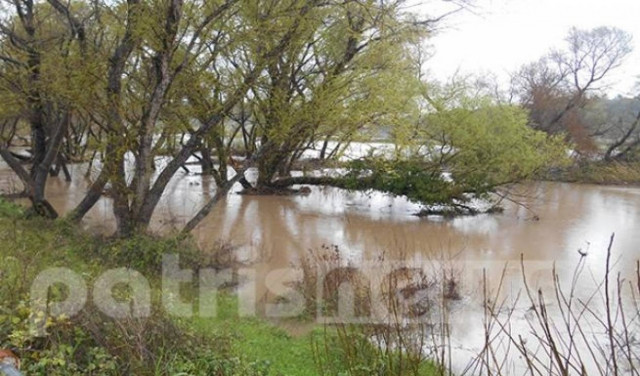 Πλημμύρες και κατολισθήσεις στον Αλφειό