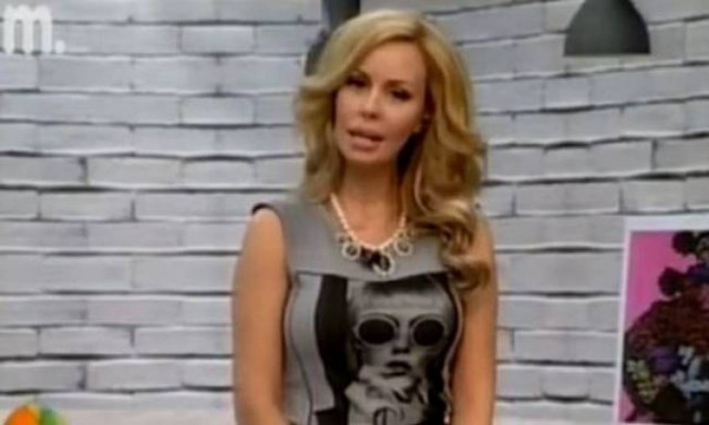 Τρελό Γέλιο: Η Λίλη φτιάχνει ζυμαρικά με...σουτιέν!