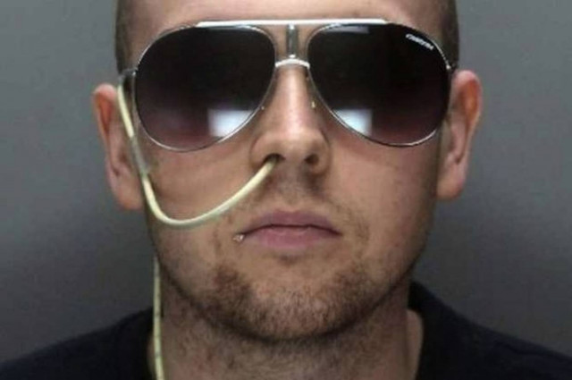 Πουλούσε 15χρονη στο Facebook σαν «σκλάβα του σεξ»