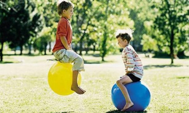 Όταν οι γονείς συγκρίνουν, πώς νιώθουν τα παιδιά;