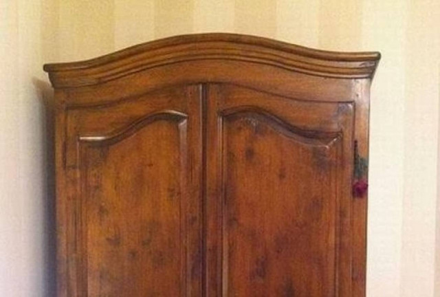 Δεν μπορείτε να φανταστείτε τι κρύβεται μέσα σε αυτήν την ντουλάπα!