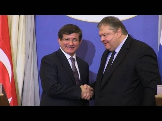Venizelos met with Turkish FM Davutoglu in Rome