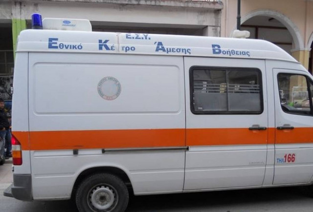 Πρέβεζα: Εξετράπη όχημα από την πορεία του - Τραυματίστηκε ο οδηγός