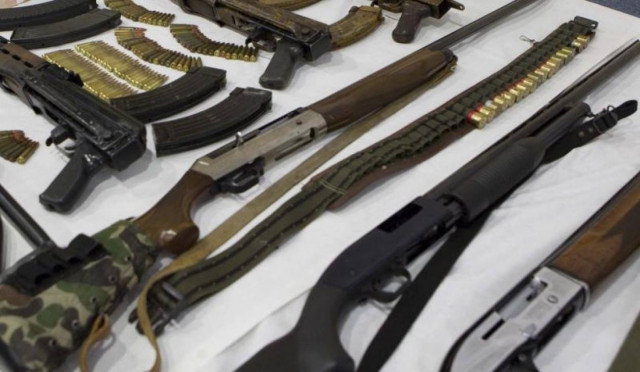 Ελβετία: Αίρει μέρος των περιορισμών στις εξαγωγές όπλων