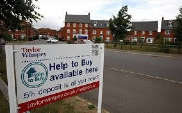 Βρετανία: Αυξήθηκαν οι τιμές των ακινήτων