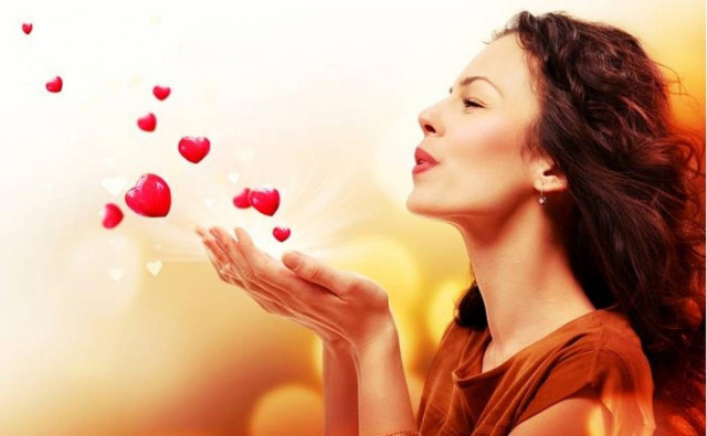 Δώδεκα χρόνια νεότερη χωρίς μπότοξ!