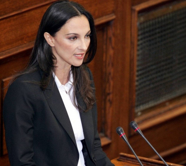 Κουντουρά: Να αλλάξει ο νόμος της ντροπής για οφειλέτες του δημοσίου