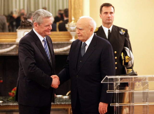 Papoulias met with German counterpart Gauck
