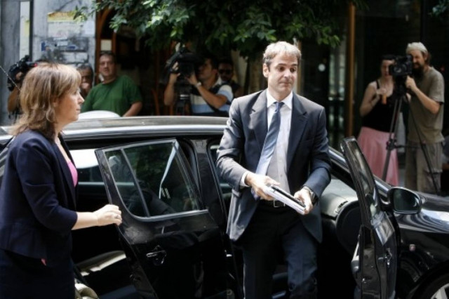 Χωρίς συμφωνία Μητσοτάκης-Τρόικα