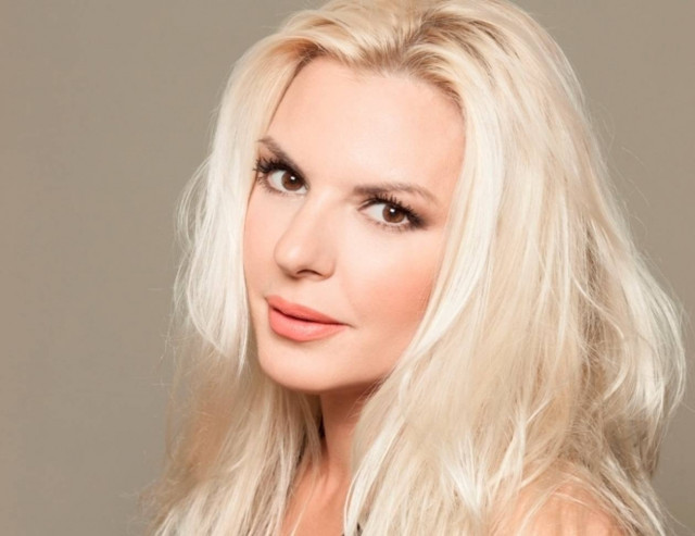 «Αννίτα SOS»: Με καλεσμένους Μαμαλάκη-Βαλλιανάτο