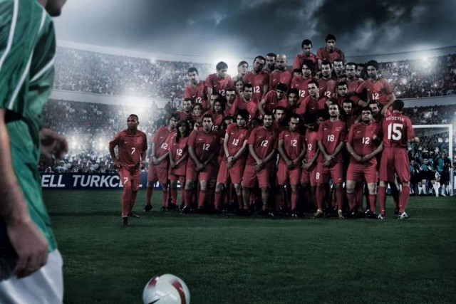 Τέτοια εκτέλεση φάουλ δεν έχει ξαναγίνει ΠΟΤΕ! (video)