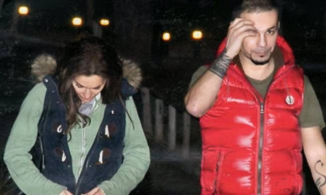 Βανδή – Νικολαΐδης: Νυχτερινή βόλτα στη Βουλιαγμένη!