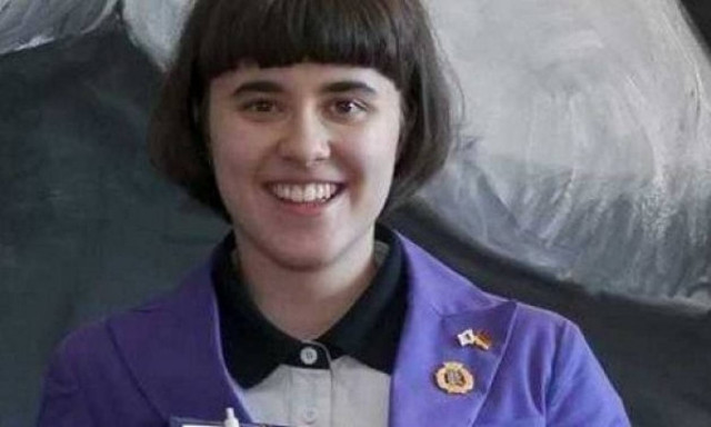 Φαν της Μέρκελ; Κι όμως υπάρχει κι είναι 15 ετών! (εικόνες)