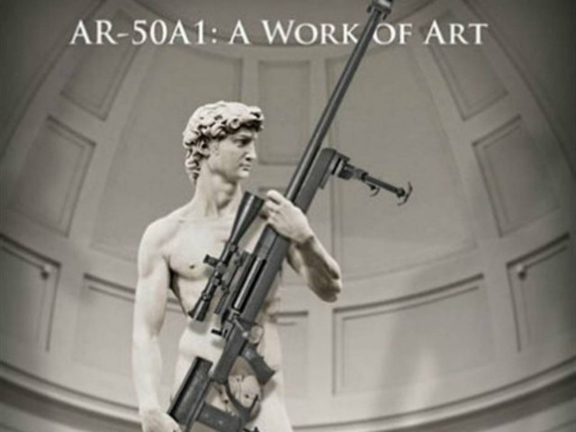 Σάλος με διαφήμιση με οπλισμένο τον Δαυίδ του Μιχαήλ Αγγέλου