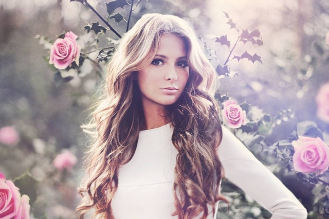 H φωτογραφία για την Ημέρα της γυναίκας που σάρωσε στο Facebook(photo)