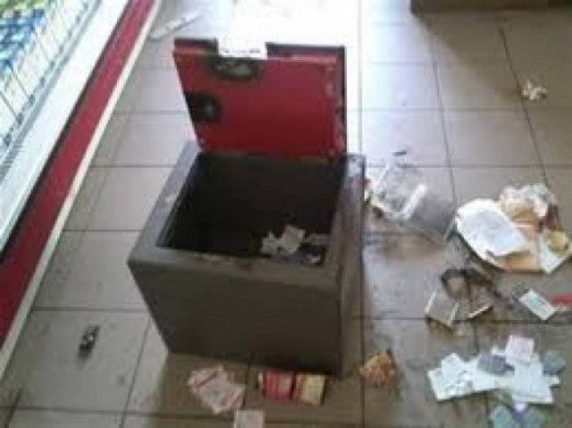 «Σήκωσαν» το χρηματοκιβώτιο από το σούπερ μάρκετ