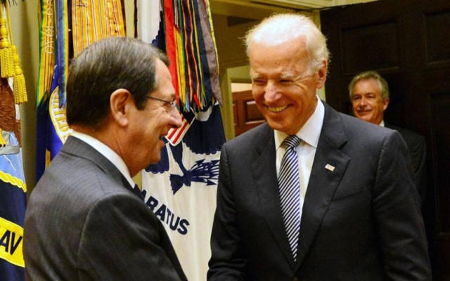 Κύπρος και Ουκρανία στο επίκεντρο της συνομιλίας Αναστασιάδη-Μπάιντεν