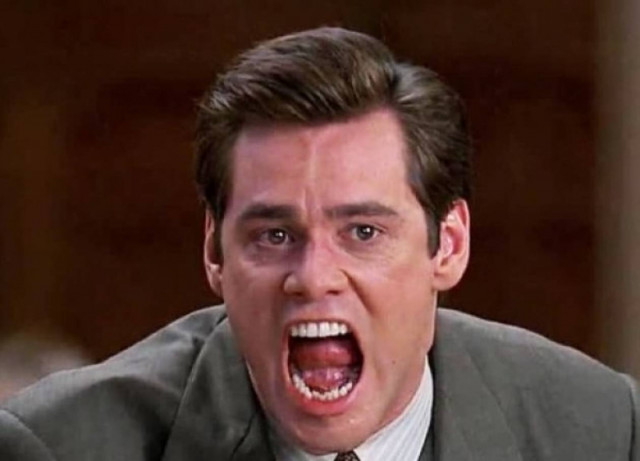 6 αναπάντεχα σημάδια ότι σου λέει ψέματα