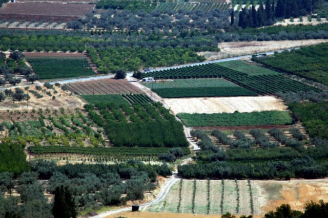 ΥΠΟΙΚ: Ποιοι αγρότες απαλλάσσονται από τα βιβλία