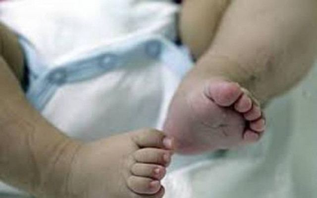 Επνιξε το μωρό της για να το... πειθαρχήσει