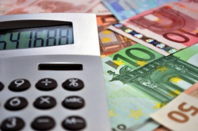 Σε τρεις δόσεις η καταβολή του φόρου εισοδήματος