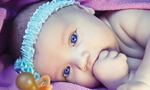 To παιδί μου πιπιλάει το δάχτυλό του! Τι να κάνω;