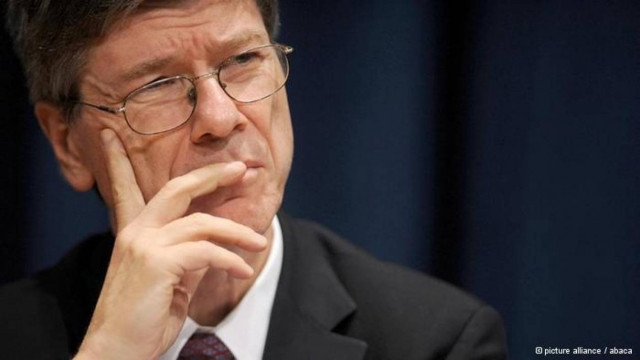 Αμερικανός Οικονομολόγος:H Ελλάδα χρειάζεται αναδιάρθρωση του χρέους