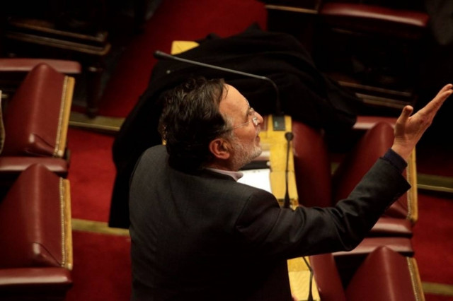 Κόντρα Κ. Μητσοτάκη - Π. Λαφαζάνη για τη διαθεσιμότητα στη Βουλή