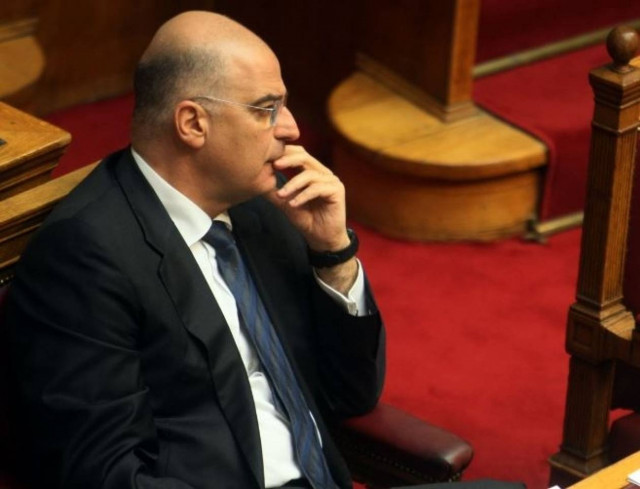 Διαμαρτυρία ΕΣΗΕΑ σε Δένδια