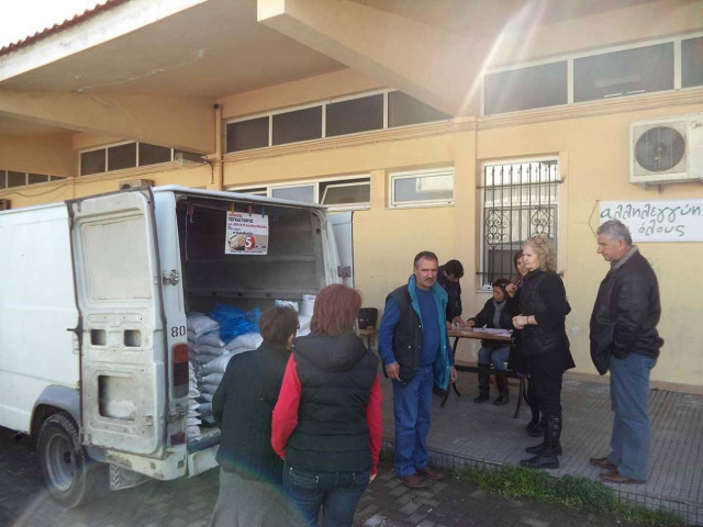 Οι Τρικαλινοί «εξαφάνισαν» όσπρια και απορρυπαντικά χωρίς μεσάζοντα