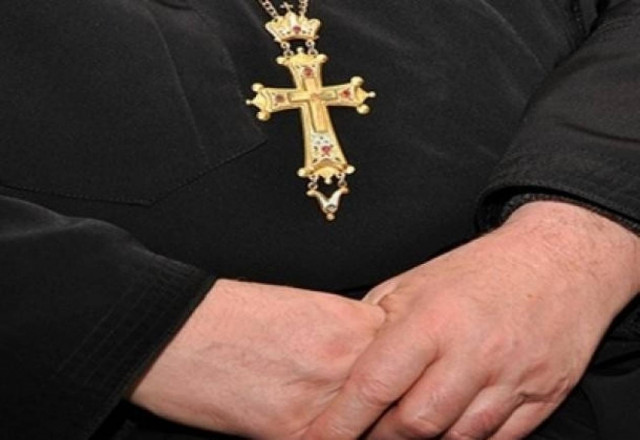 Ιστιαία: "Λύγισε" ιερέας όταν ήρθε αντιμέτωπος με τον διαρρήκτη του