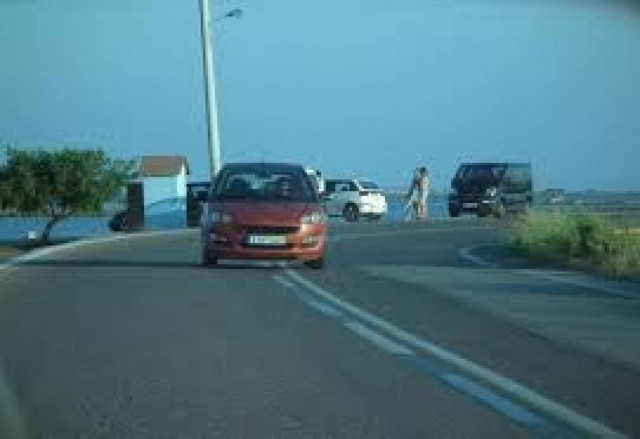 Αυτοί οι οδηγοί είχαν κυριολεκτικά Άγιο! (vid)