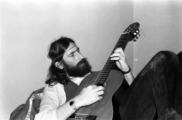 Σαν σήμερα αυτοκτονεί ο Νικόλας Άσιμος