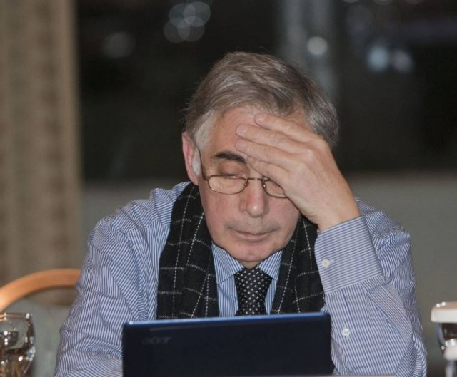 Κάλεσμα Πελεγρίνη στους υποψήφιους της Κομισιόν για debate στην Αθήνα