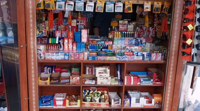 Άγριος ξυλοδαρμός περιπτερά στα Χανιά