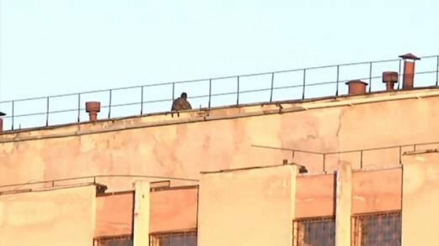 Εντολή να χρησιμοποιήσουν τα όπλα τους οι στρατιώτες στην Κριμαία