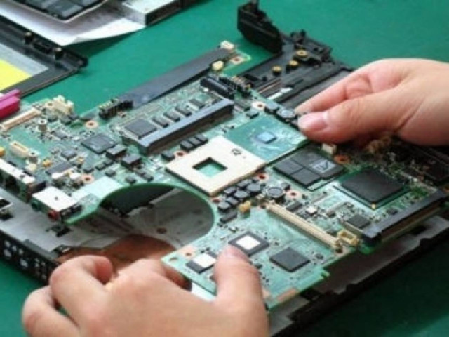 Άνοιξε το laptop για επισκευή και ΔΕΙΤΕ τι βρήκε μέσα!