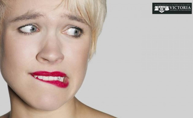 Φοβόμαστε την ευτυχία για να μην προκαλέσουμε τη μοίρα