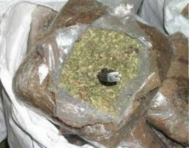 Mετά την Κόρινθο, βρήκαν ναρκωτικά και στον Ασπρόπυργο